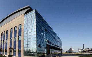 新纶科技常州 新纶科技：常州三大项目快速推进 买入评级