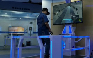 杭州科技馆地震模拟 地震来临如何快速避险中国蓝新闻记者带你去模拟场景边体验边学